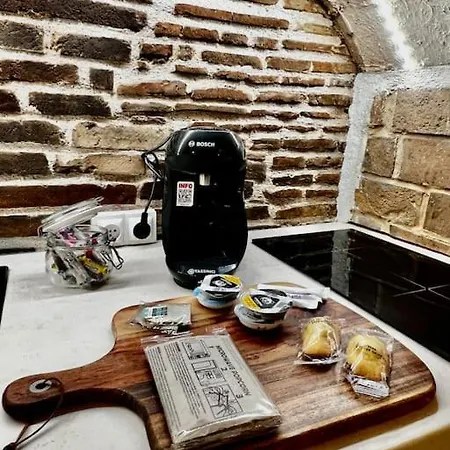 *jaures* Hyper Centre / Terrasse